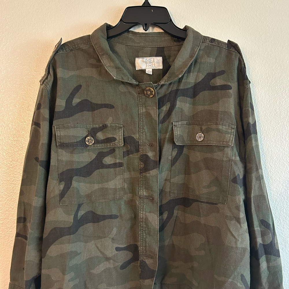 Time and Tru Camouflage Button-Up Shirt